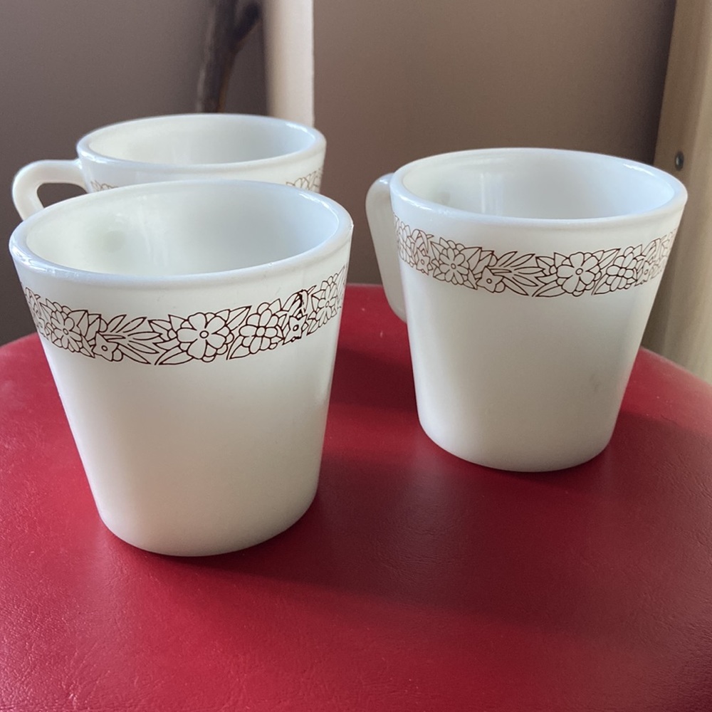 Pyrex Mug Set of 3
